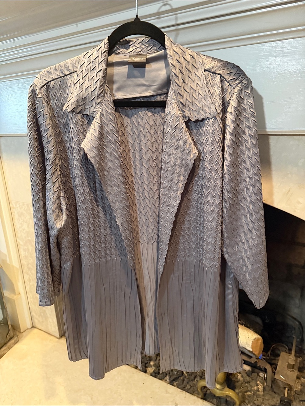 Travelers by Chico's Light Gray Textured Pleated Open Lightweight Blazer